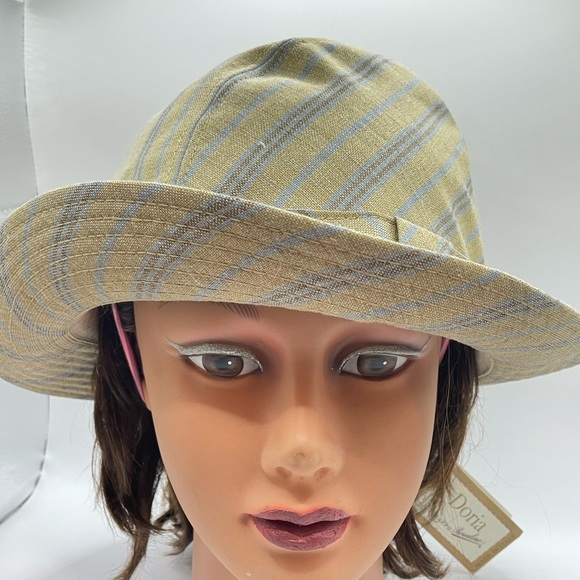 Doria hat new with tag - Picture 2 of 14